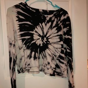 ✨2 FOR $30✨ NWOT ZINE long sleeve